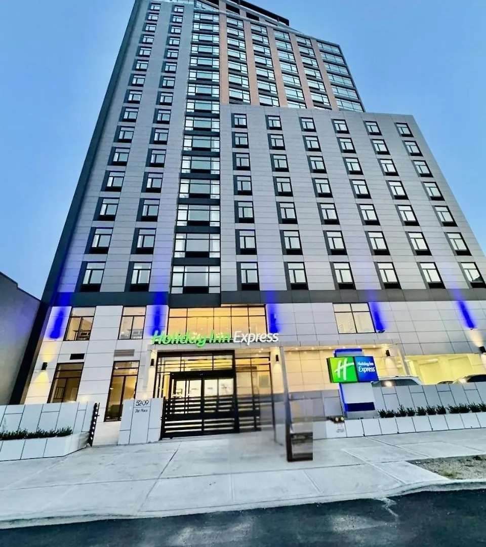 Holiday Inn Express Long Island City Νέα Υόρκη 3*,